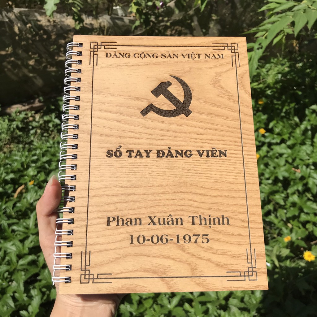 [SỔ TAY CÁ NHÂN] - Sổ tay Notebook – Sổ gáy xoắn bìa gỗ khắc theo yêu cầu – Kích thước A5 (15x20cm)