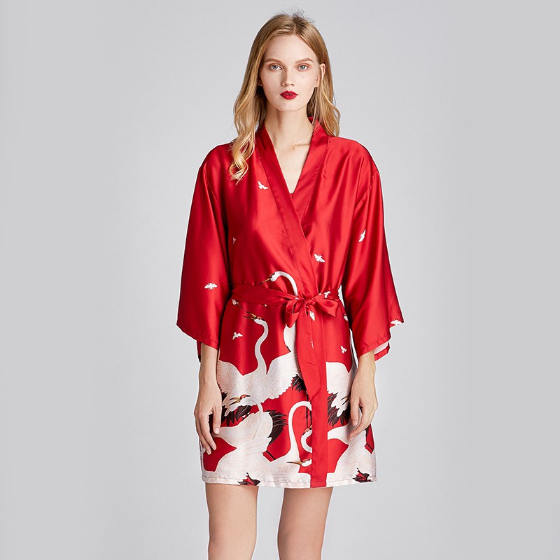 Áo choàng ngủ (ko kèm váy) lụa satin cao cấp áo choàng kimono sang trọng phong cách Nhật hình chim hạc flamingo sang trọ | BigBuy360 - bigbuy360.vn