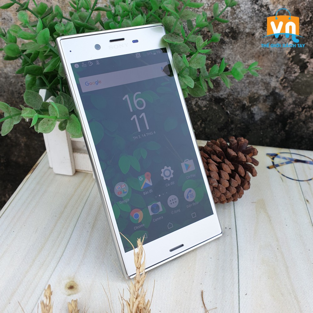 Điên thoại Sony Xperia XZ 32 GB Đen chip 820 chơi game mượt