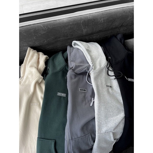 Áo hoodie nam nữ,thiết kế zip trơn đính logo cao su