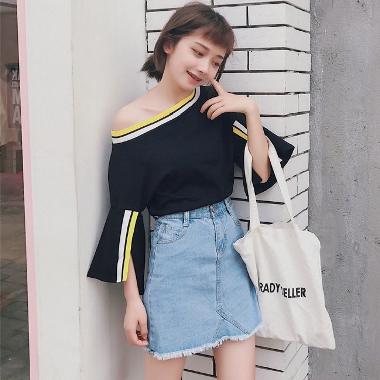 Áo trễ vai bánh bèo