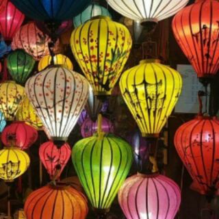 Cặp lồng đèn Hội An_vẽ hoa_dạng tỏi_size 45