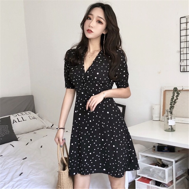 (Order) Váy chấm bi cổ V