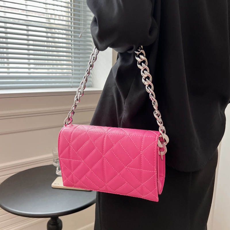 Túi đeo vai IELGY phối dây xích dáng vuông nhỏ họa tiết hình thoi phong cách Hàn Quốc dành cho nữ