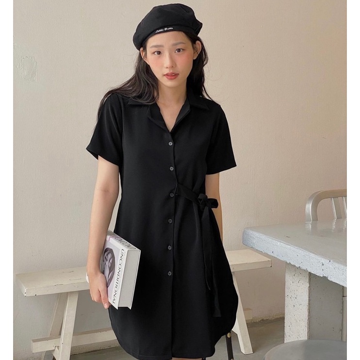 Đầm sơ mi cổ vest màu đen có dây thắt eo chất lụa mềm mát freesize