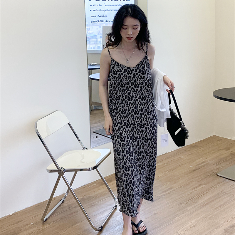 Đầm Hai Dây Họa Tiết Da Báo Gợi Cảm Cho Nữ | BigBuy360 - bigbuy360.vn