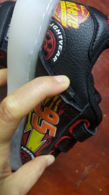 THANH LÝ GIÀY BÉ TRAI DƯ XỊN