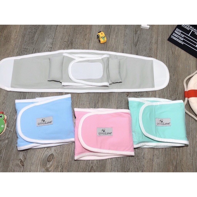 Ủ, kén tay giúp bé ngủ không bị giật mình, sâu giấc và chóng lớn.