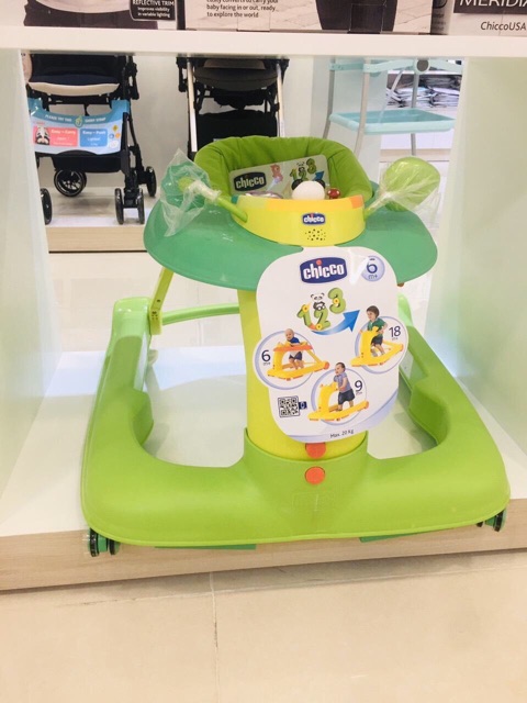 Xe tập đi ba bước 123 Chicco màu vàng cam