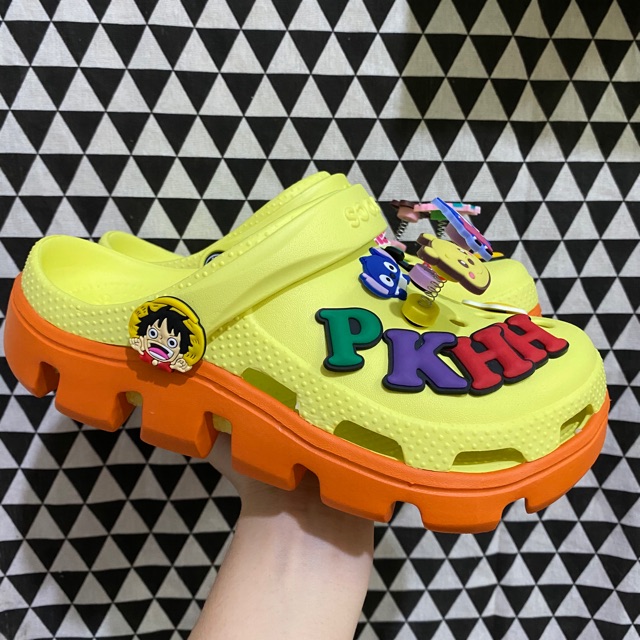 Dép cross cá TẶNG 12 STICK sục quai ngang nam nữ | BigBuy360 - bigbuy360.vn