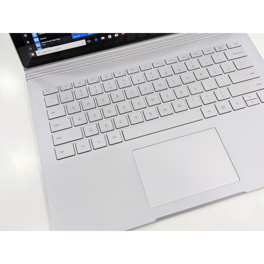 Laptop Microsoft Surface Book 2 13.5''  Ram 8GB/16GB Ổ Cứng 256GB/512GB Kèm Dock Phím sạc tại Playmobile
