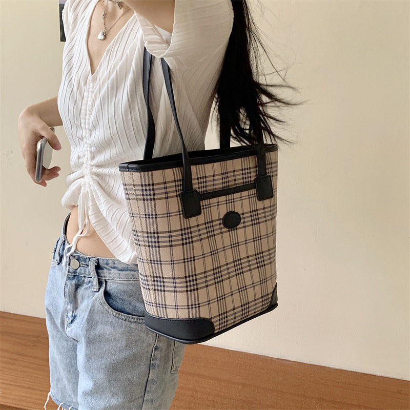 Túi xách quai chéo IELGY phong cách Hàn Quốc thời trang cho nữ