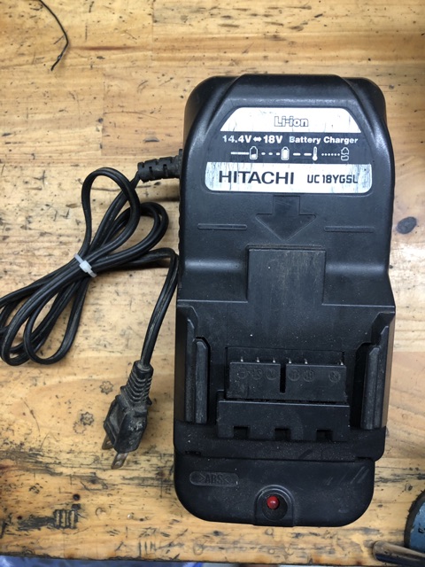 Sạc Hitachi 14-18V