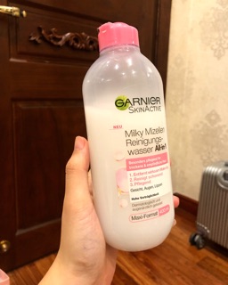 nước tẩy trang GARNIER 400ml