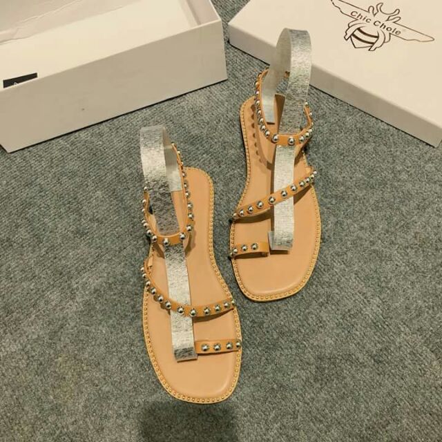 Sandal xỏ ngón