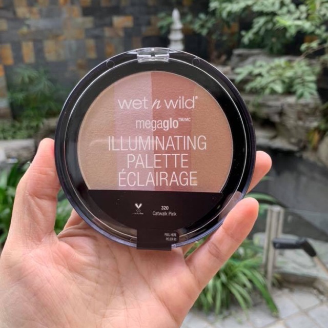 Hightlight và má hồng HIGHLIGHT WET n WILD ILLUMINATING PALETTE ÉCLAIRAGE - CATWALK PINK