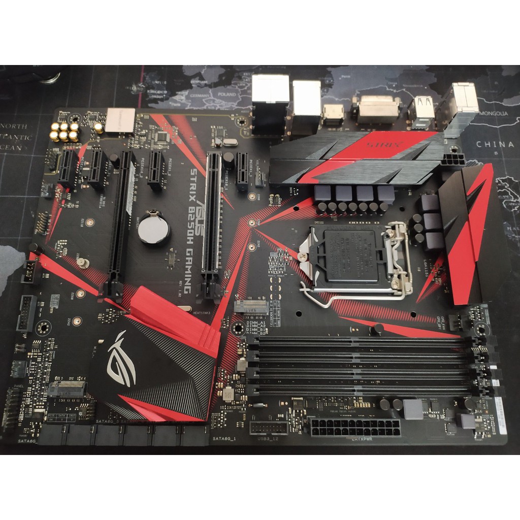 Bo mạch chủ Asus B250H Gaming Strix hàng cũ qua sử dụng, còn nguyên bản hình thức đẹp