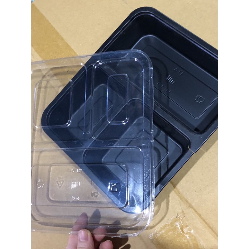 Hộp nhựa đế đen - Đựng cơm, bánh dùng 1 lần HT17