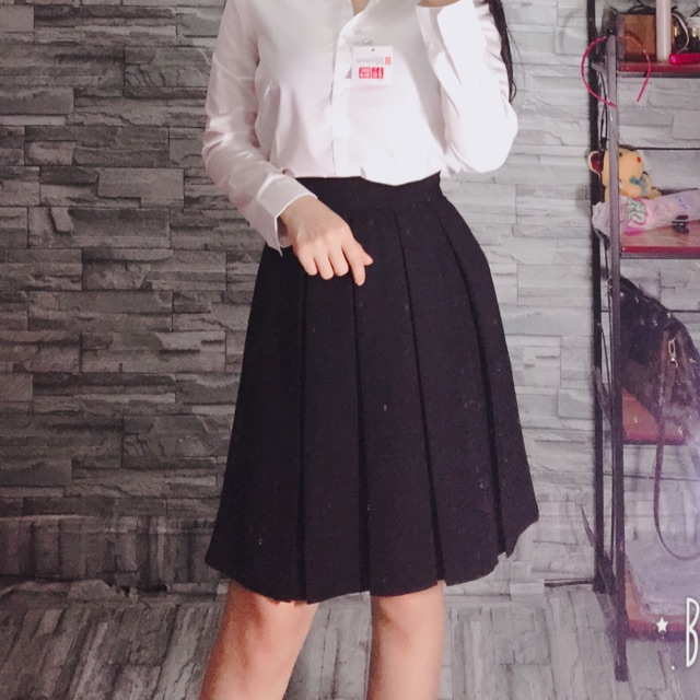 Chân váy xếp li xoè