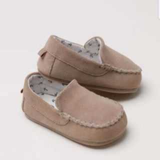 Giày h&m bé trai