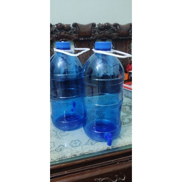 BÌNH ĐỰNG NƯỚC NHỰA TIỆN DỤNG