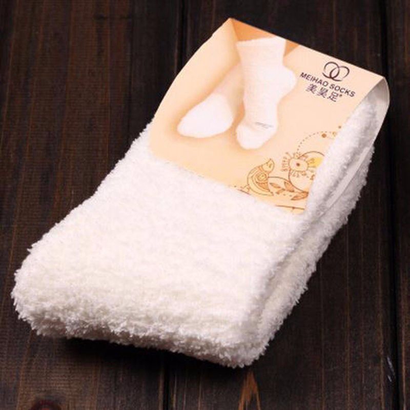 Vớ lông cừu dày cổ cao giữ ấm cho nữ