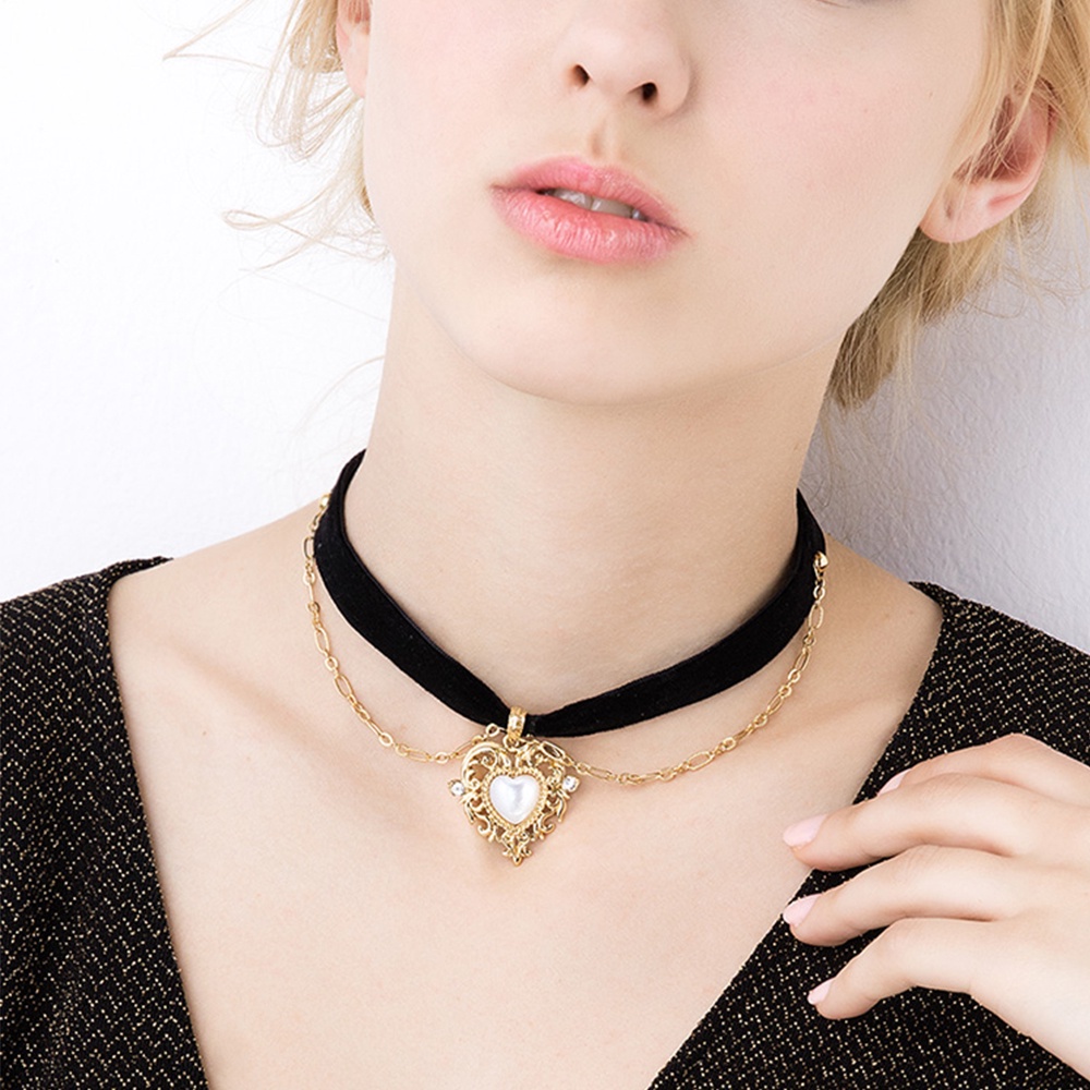 Vòng cổ choker mặt trái tim đính ngọc trai nhân tạo phong cách cổ điển dành cho nữ