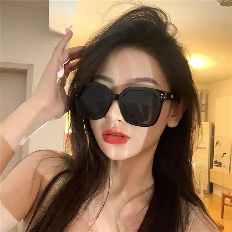 Kính râm nam nữ basic đi chơi đi du lịch Yams Closet