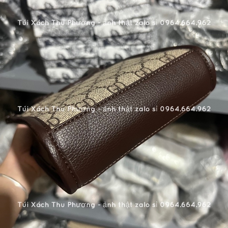 Túi quai xách công sở - Túi điện thoại dáng đứng hoạ tiết chữ - kèm dây đeo chéo siêu xinh cho nữ (cam kết ảnh thật)