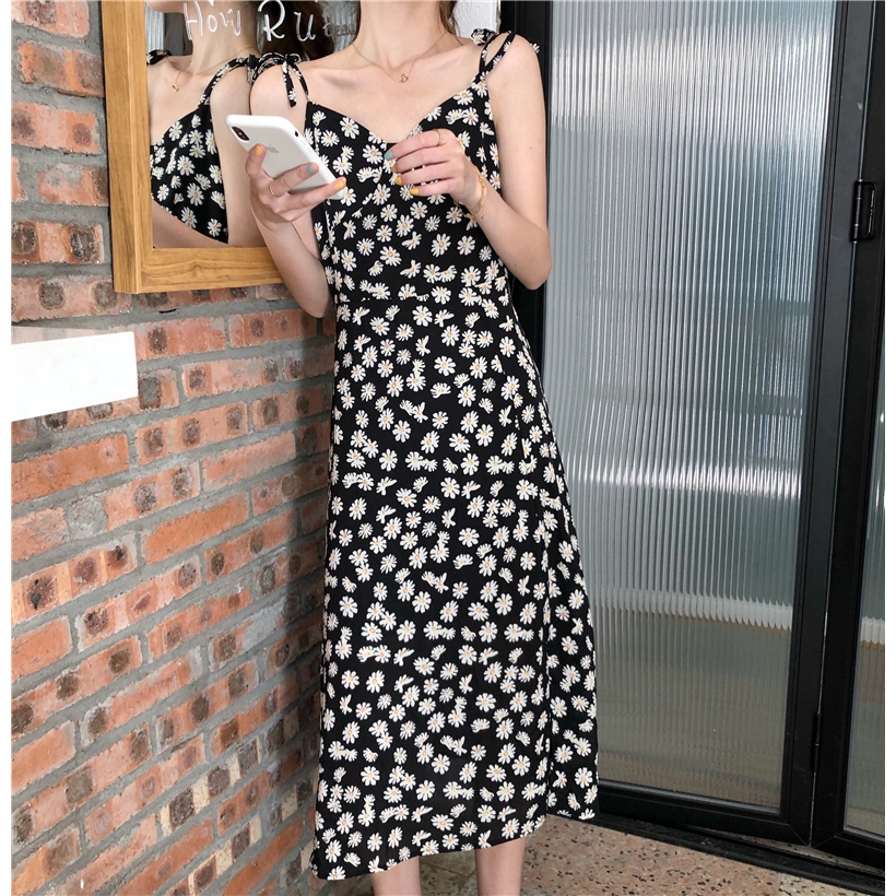 SUXI Đầm Midi Hoạ Tiết Hoa Cúc Thiết Kế Xẻ Quyến Rũ