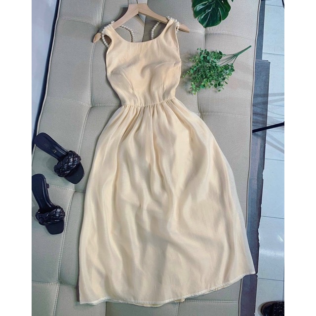 Đầm maxi hở lưng kết chuỗi