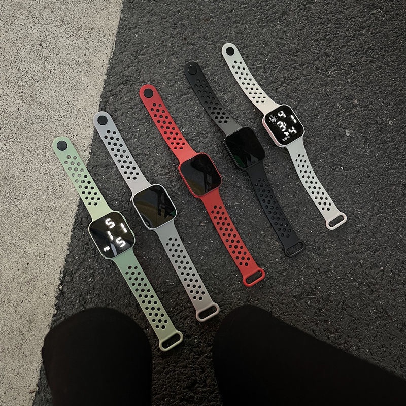 Đồng Hồ Điện Tử Dây Silicone Thời Trang Cho Nữ