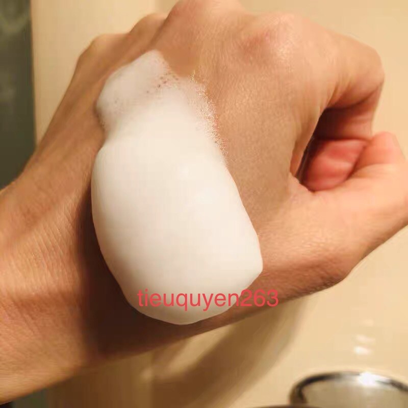 Sữa rửa mặt kiểm soát dầu UNO whip speedy 150ml