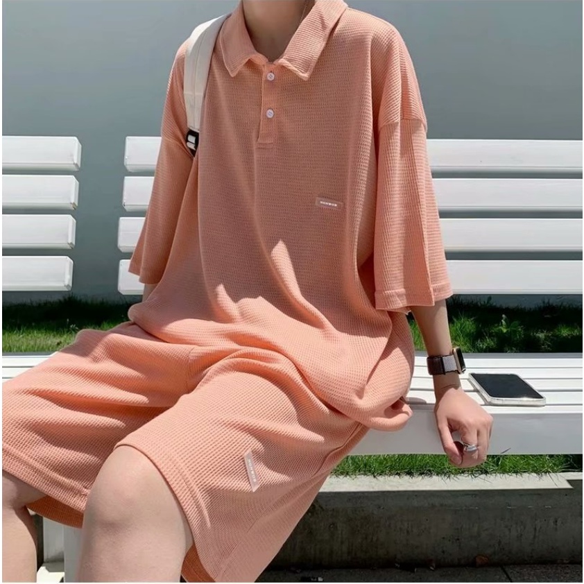 Xu hướng phiên bản Hàn Quốc áo phông nam phù hợp với cổ áo rộng rãi gấp lại cổ áo nam quần short ngắn tay nam áo sơ mi nam polo đồng màu bộ đồ thể thao