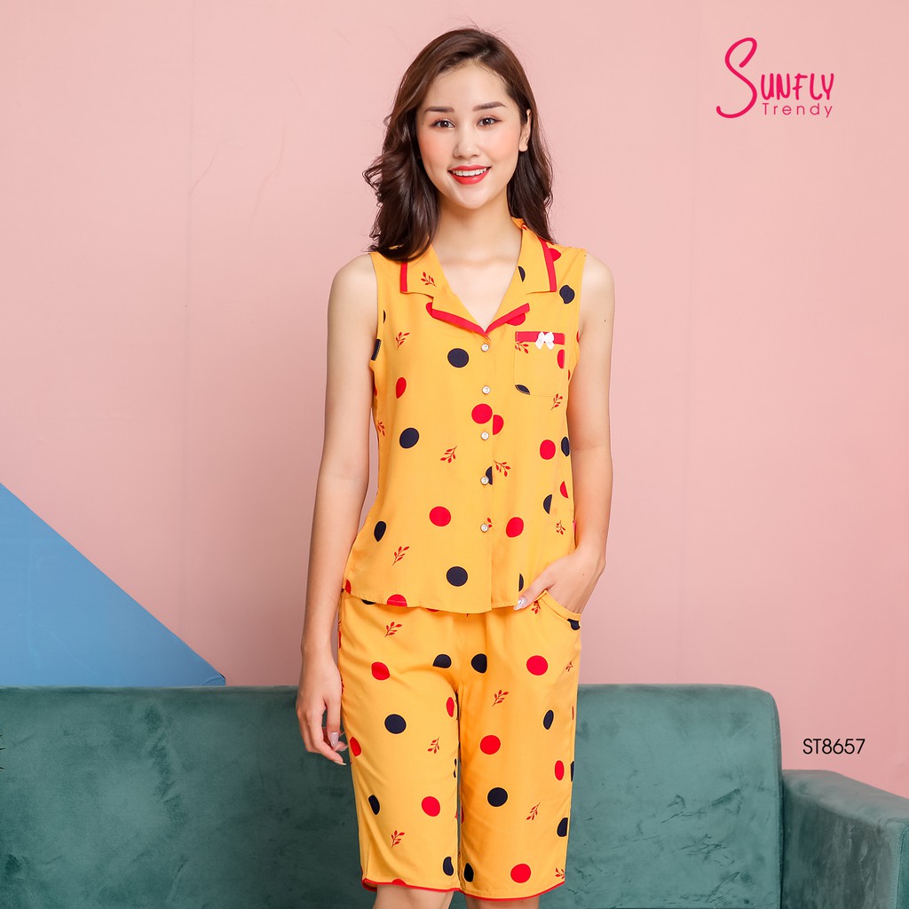 Bộ pijamas lanh Sunfly áo sát nách quần trên gối ST8657