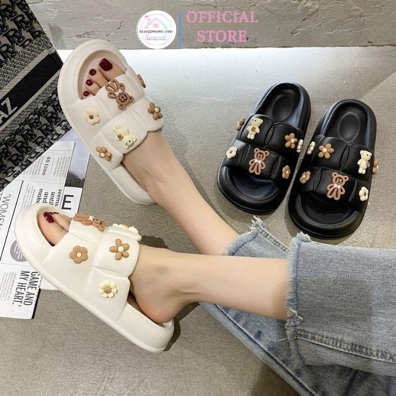 Dép lê ulzzang đính gấu hoa nam nữ quai ngang đế bánh mì chất liệu xốp siêu nhẹ XIAOMIMI G2.032.DE.39