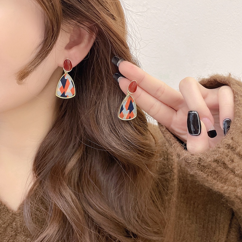 Bông Tai Nhỏ Xinh Tinh Xảo Cao Cấp Thời Trang Hàn Quốc Cho Nữ