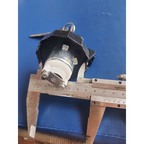 NẮP BÌNH DẦU ISUZU QKR230, QKR270, QKR91PS 1T9, NKR,NHR