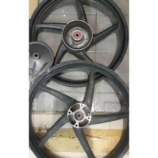 Cặp mâm rs đĩa rin rã xe .còn nguyên xi.có trầy.Có luôn má sau rin