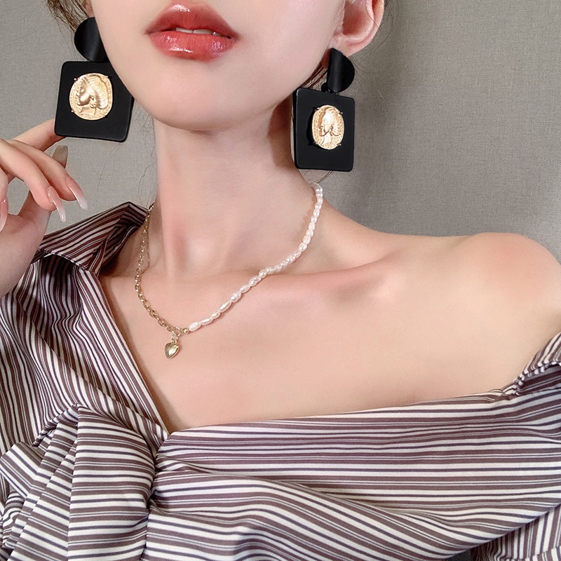 Hoa tai thiết kế hình học phong cách Âu Mỹ thời trang 2021 dành cho nữ