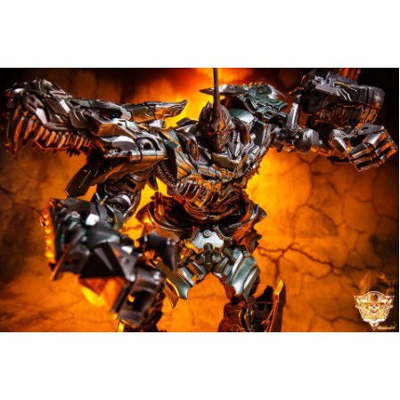 Mô hình Transformer LS-05 LS05 LS 05 BMB 38cm lắp ghép người máy robot biến hình khủng long Grimlock robot Black Mamba
