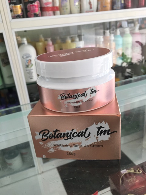 Kem ủ trắng lên tone Botanical Tami natural 250g | BigBuy360 - bigbuy360.vn