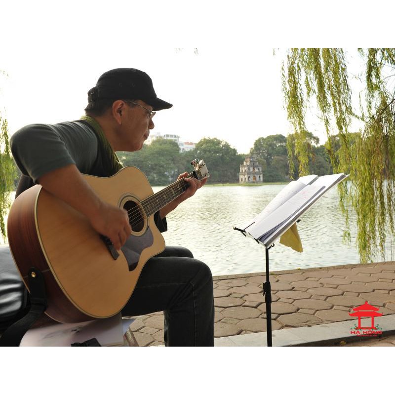 Giá để bản nhạc đàn guitar