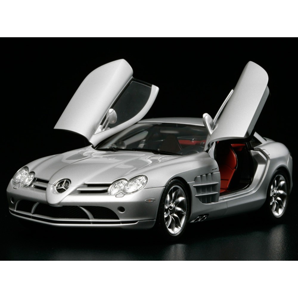 24290 Mercedes-Benz SLR McLaren  - GDC