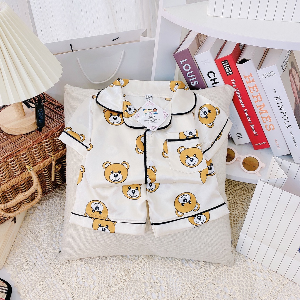 Bộ Pyjama Cộc Tay Họa Tiết Mặt Gấu Cho Bé Chất Vải Lụa Mềm Đồ Ngủ Size Từ 8-18Kg VNXK Nhật-Hàn