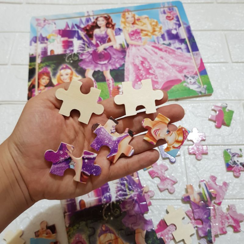 Bảng ghép hình puzzle bằng gỗ 60 chi tiết nhiều mẫu cho bé