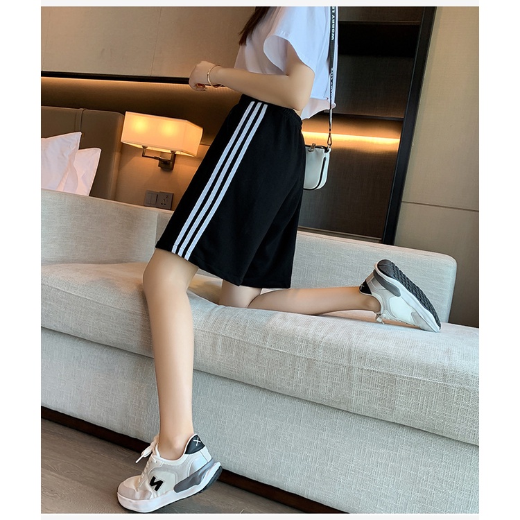 Quần Short Lưng Cao Ống Rộng Họa Tiết Kẻ Sọc Thời Trang Cho Nam Và Nữ
