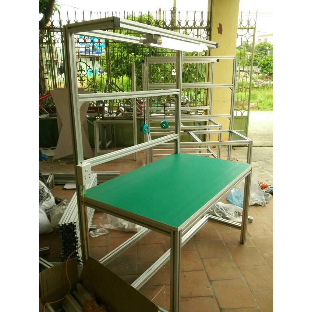 Nhôm định hình 4040