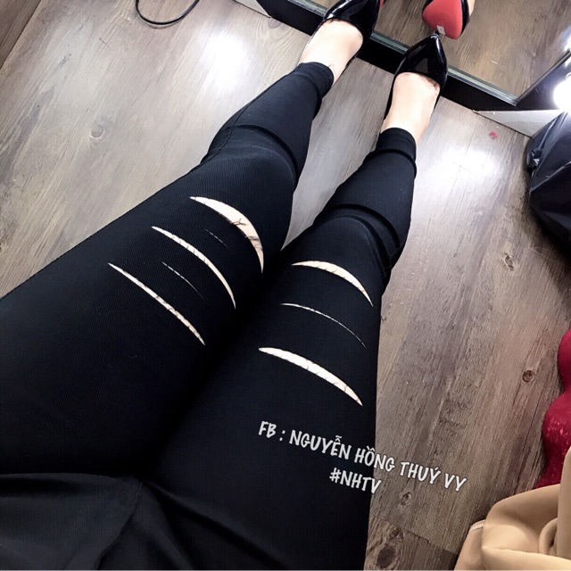 Quần kaki rách nhiều kiểu 
