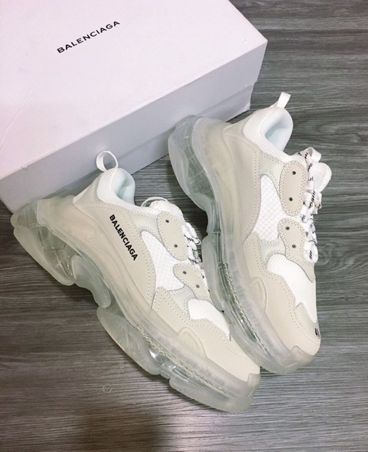 BALENCIAGA TRIPLE S đế trong Hàng 1:1